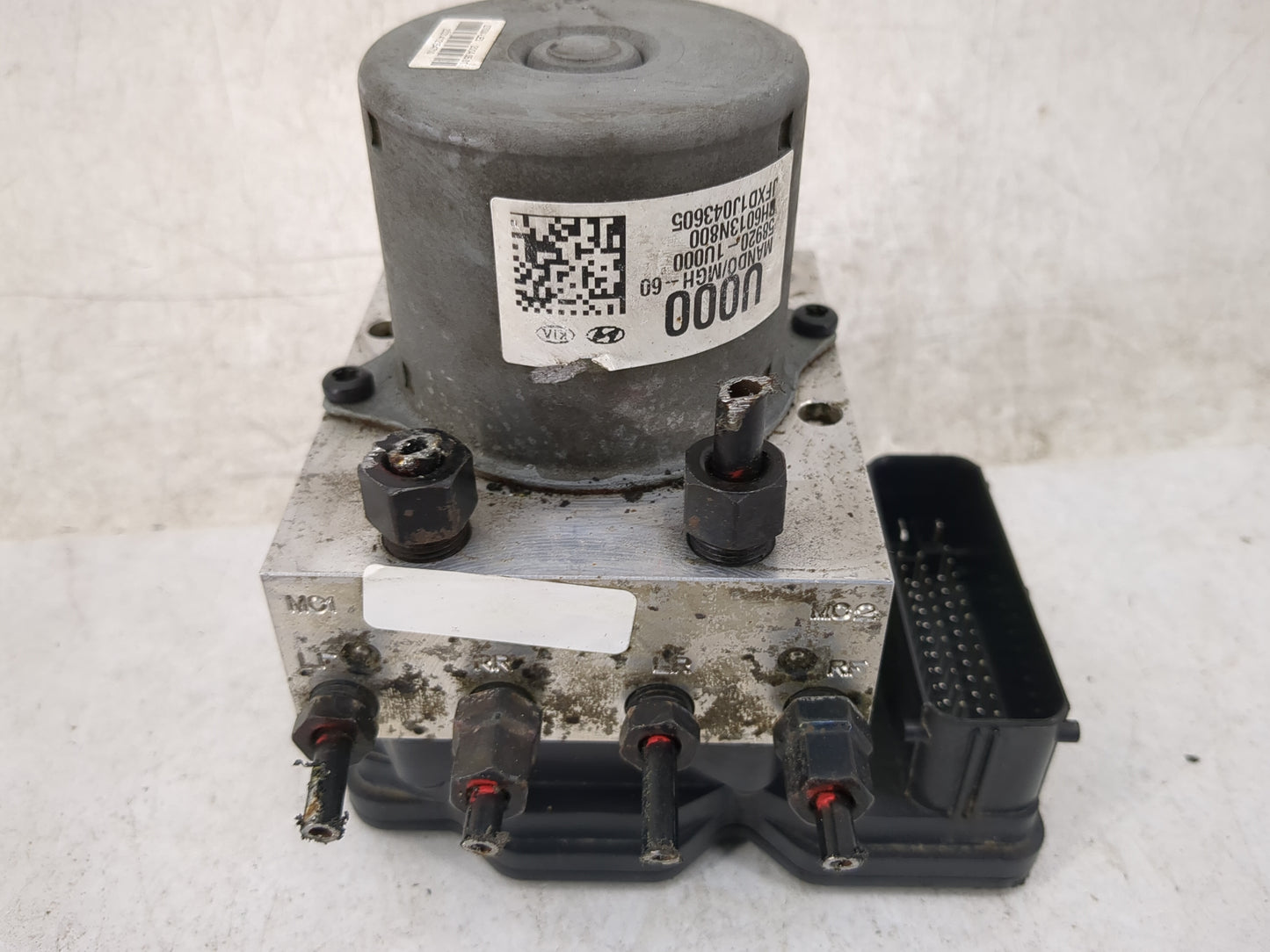 2014-2015 Kia Sorento ABS Pump Control Module Replacement P/N:58920-1U000 BE6003N801, 5WY7F94B Fits Fits 2014 2015 OEM Used 