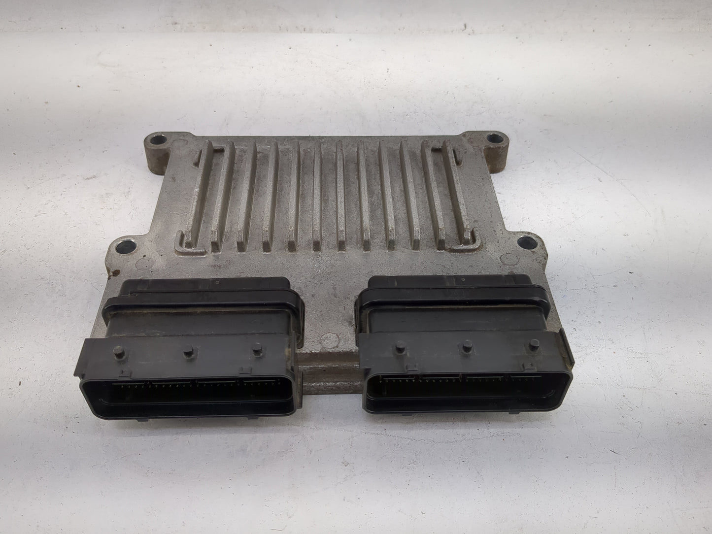 2015 Kia Sorento PCM Engine Control Computer ECU ECM PCU OEM P/N:39110-3CXN6 28447728 Fits OEM Used Auto Parts - Oemusedauto