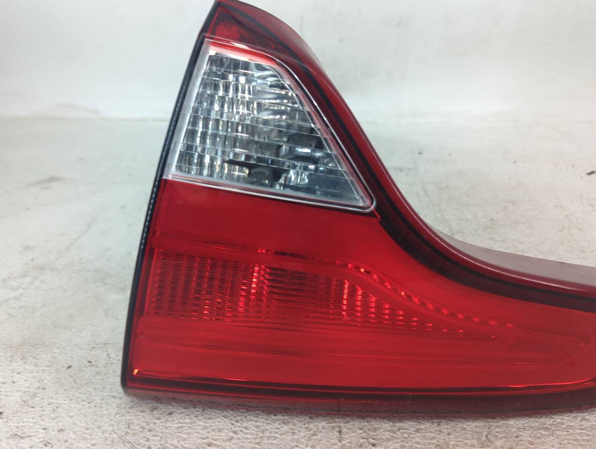 2014-2015 Kia Sorento Passenger Right Side Deck Lid Mounted Tail Light 1502168 - Oemusedautoparts1.com