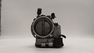 2012-2015 Kia Sorento Throttle Body P/N:35100-2G700 Fits Fits 2011 2012 2013 2014 2015 2016 OEM Used Auto Parts - Oemusedaut