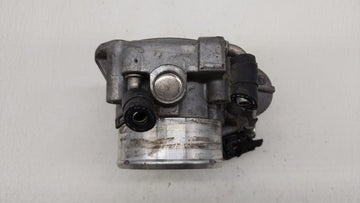 2012-2015 Kia Sorento Throttle Body P/N:35100-2G700 Fits Fits 2011 2012 2013 2014 2015 2016 OEM Used Auto Parts