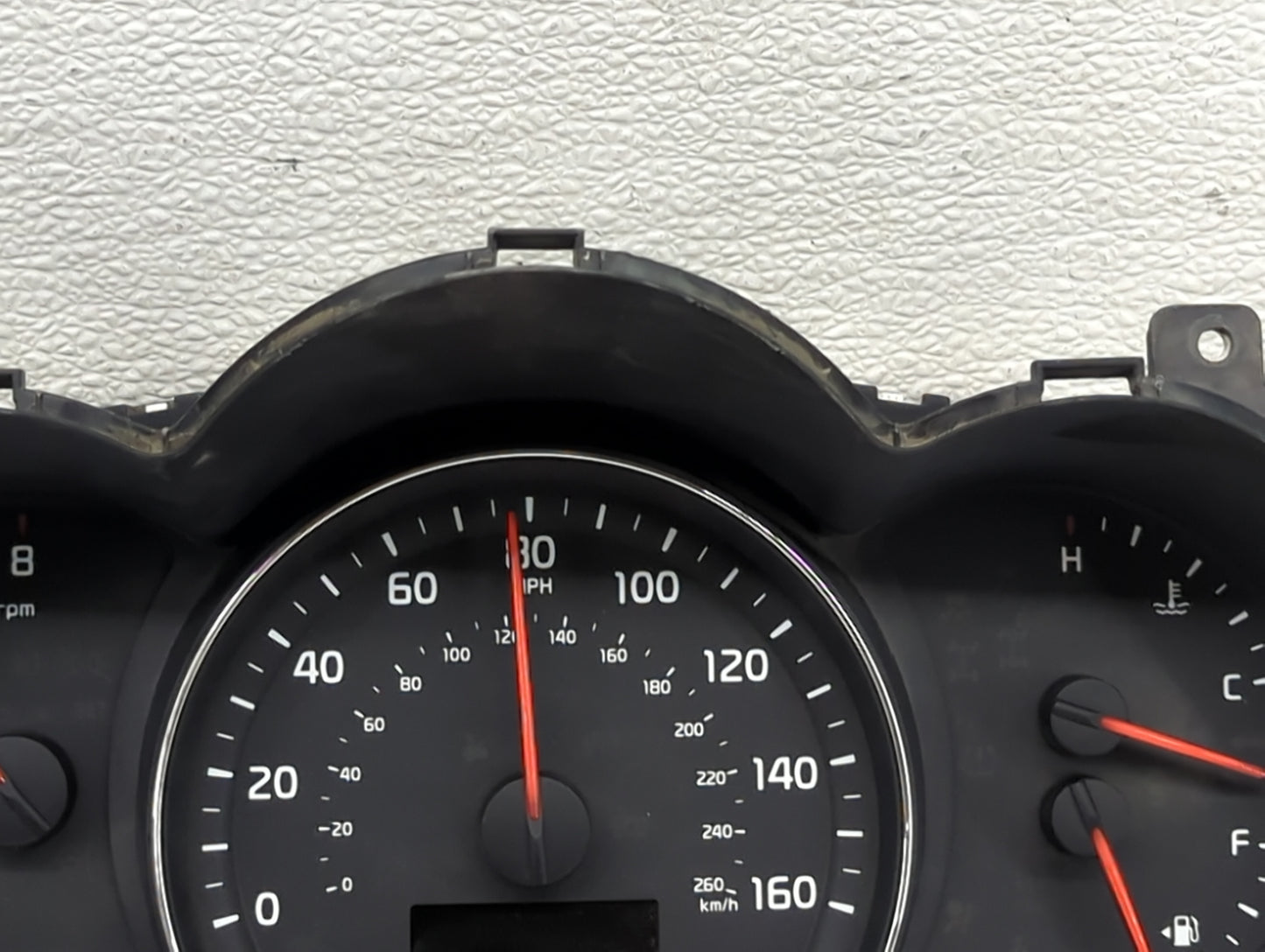 2014-2015 Kia Sorento Instrument Cluster Speedometer Gauges P/N:94004-10010 P2659010, A2C8342600 Miles: Fits Fits 2014 2015 