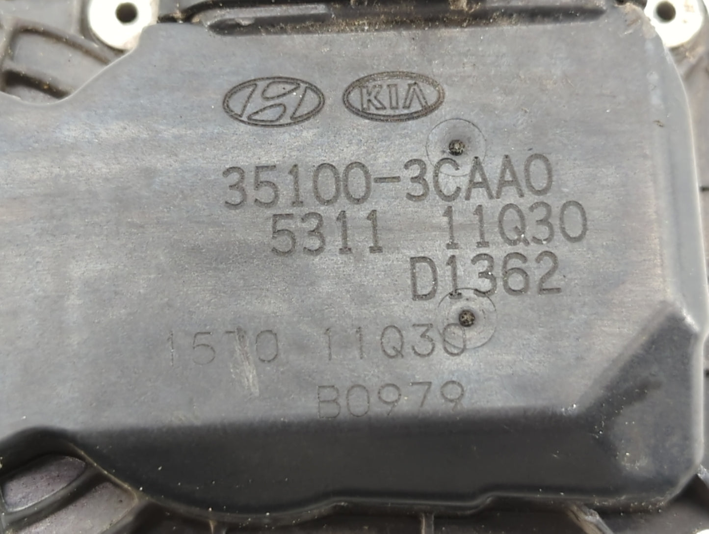 2014-2018 Kia Sorento Throttle Body P/N:35100-3CAA0 Fits Fits 2012 2013 2014 2015 2016 2017 2018 OEM Used Auto Parts - Oemus
