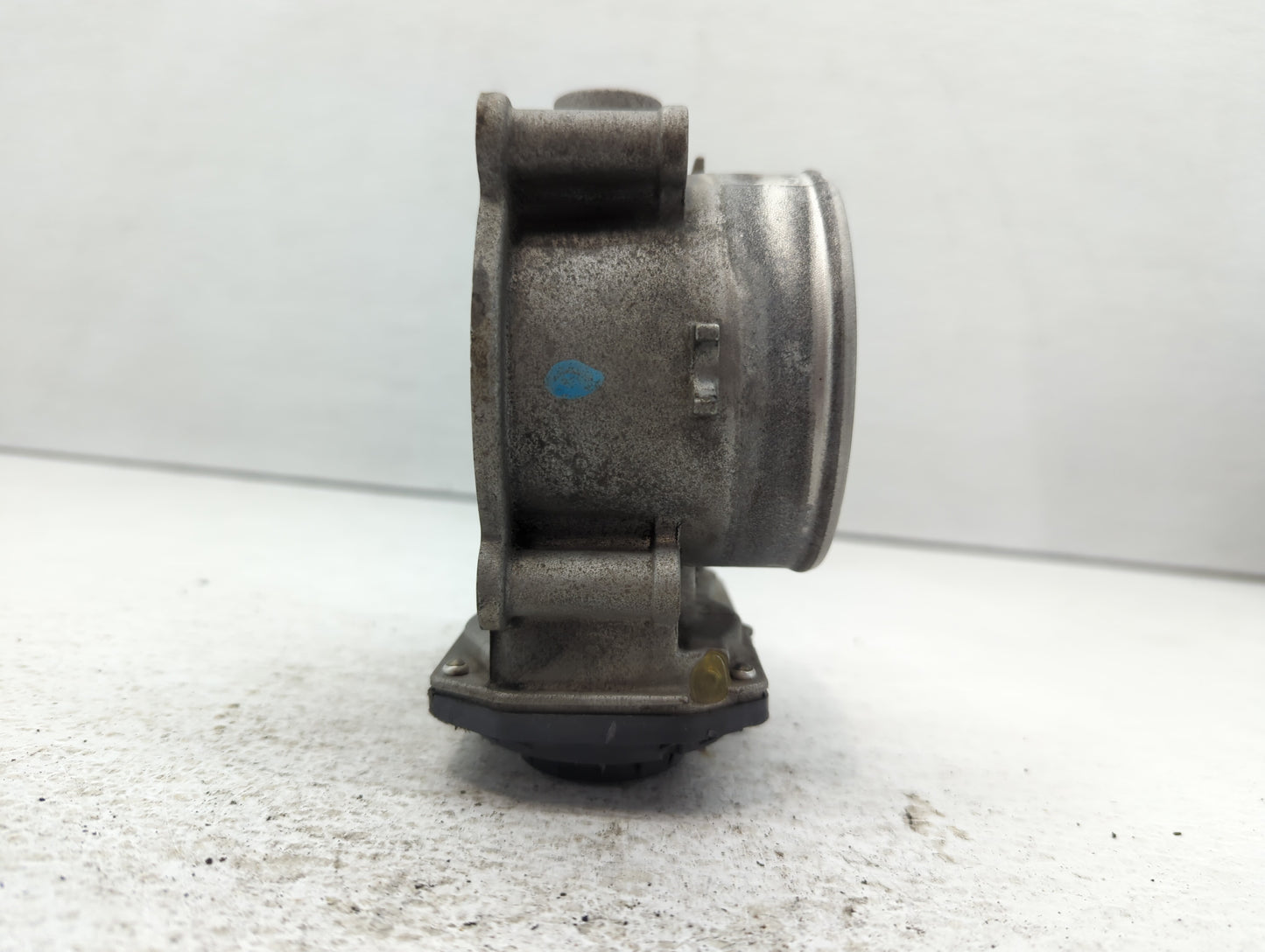 2014-2018 Kia Sorento Throttle Body P/N:35100-3CAA0 Fits Fits 2012 2013 2014 2015 2016 2017 2018 OEM Used Auto Parts - Oemus