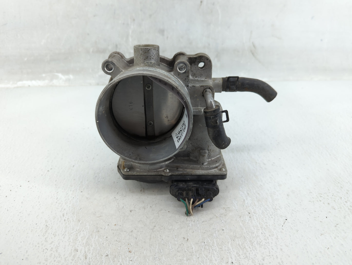 2014-2018 Kia Sorento Throttle Body P/N:35100-3CAA0 Fits Fits 2012 2013 2014 2015 2016 2017 2018 OEM Used Auto Parts - Oemus
