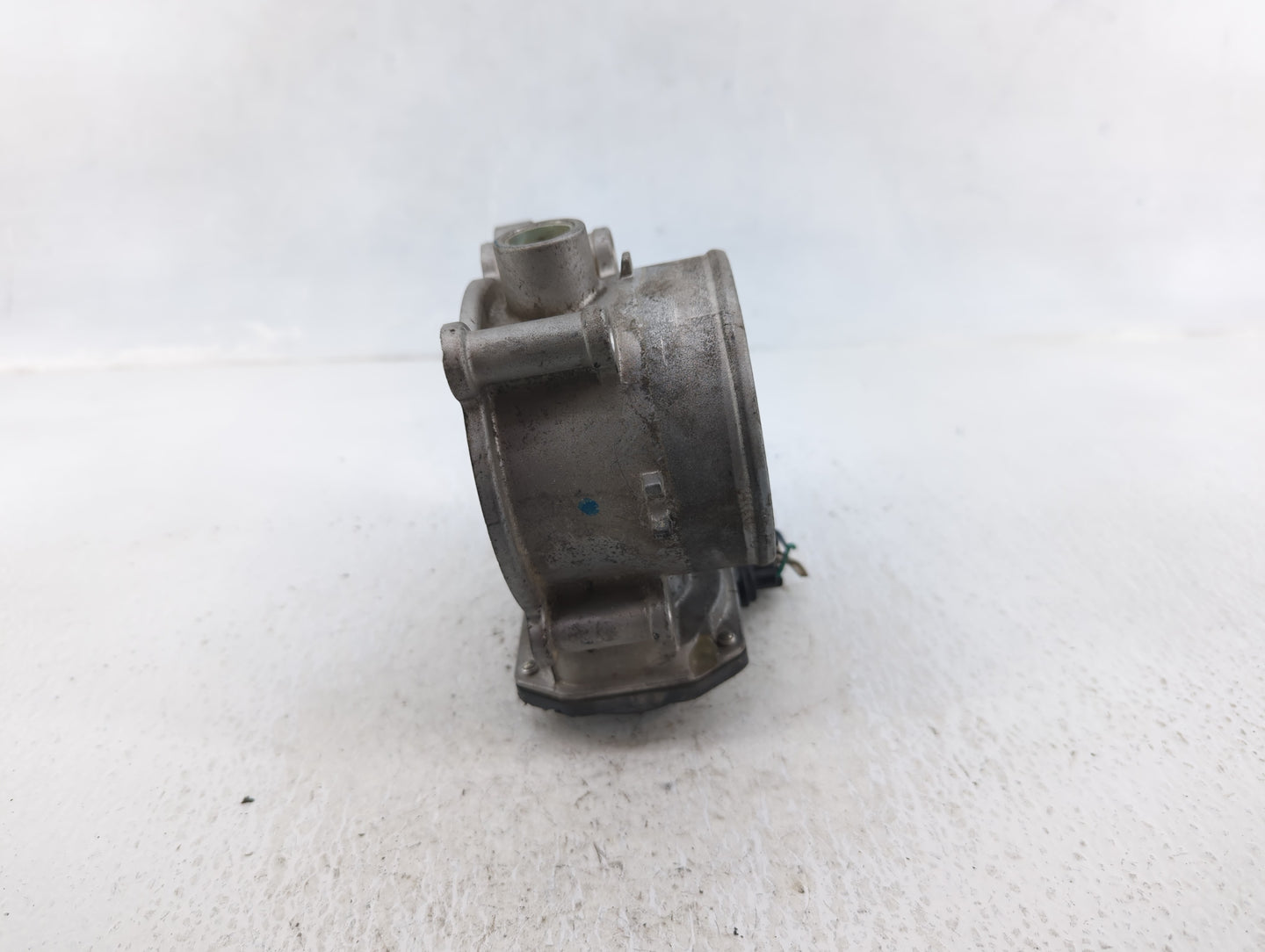 2014-2018 Kia Sorento Throttle Body P/N:35100-3CAA0 Fits Fits 2012 2013 2014 2015 2016 2017 2018 OEM Used Auto Parts - Oemus