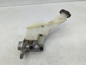 compare product 2014-2015 Kia Sorento Brake Master Cylinder