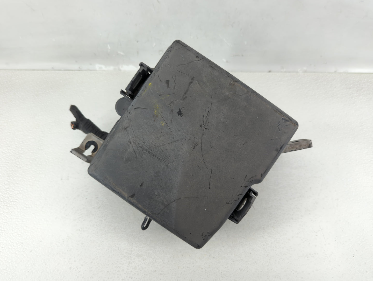 2014-2015 Kia Sorento Fusebox Fuse Box Panel Relay Module P/N:91941-2P520 Fits Fits 2014 2015 OEM Used Auto Parts - Oemuseda