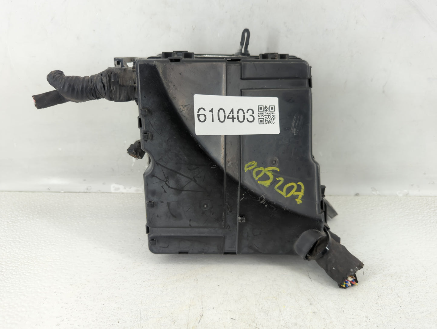2014-2015 Kia Sorento Fusebox Fuse Box Panel Relay Module P/N:91941-2P520 Fits Fits 2014 2015 OEM Used Auto Parts - Oemuseda