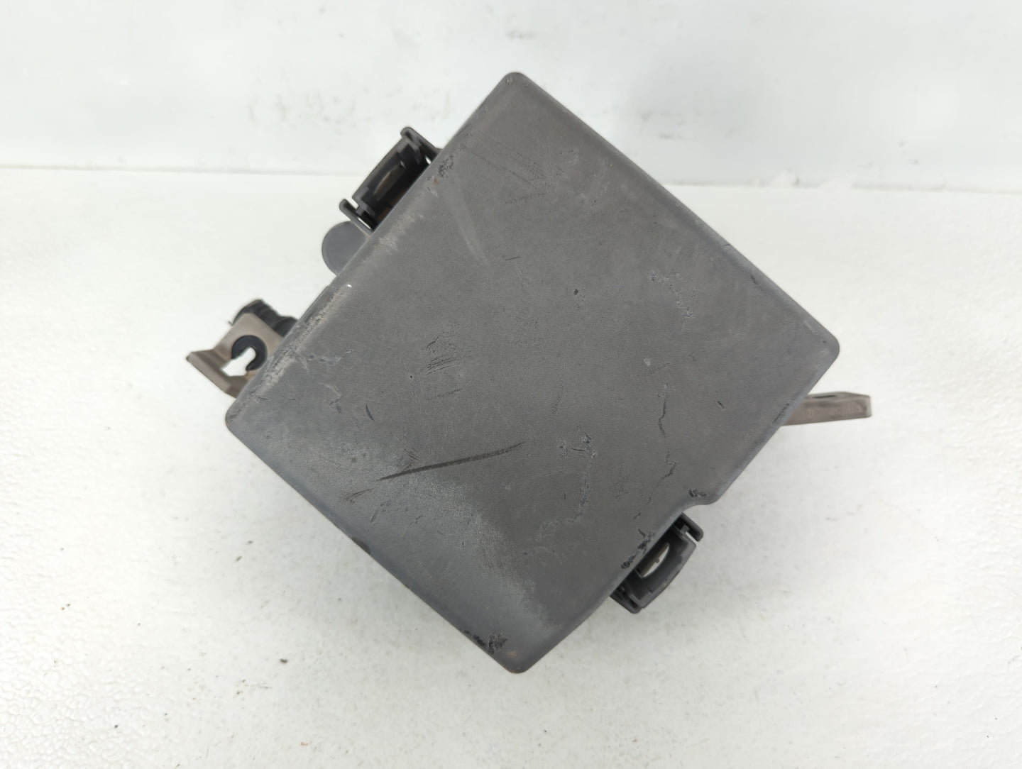 2014-2015 Kia Sorento Fusebox Fuse Box Panel Relay Module P/N:91941-2P520 Fits Fits 2014 2015 OEM Used Auto Parts - Oemuseda