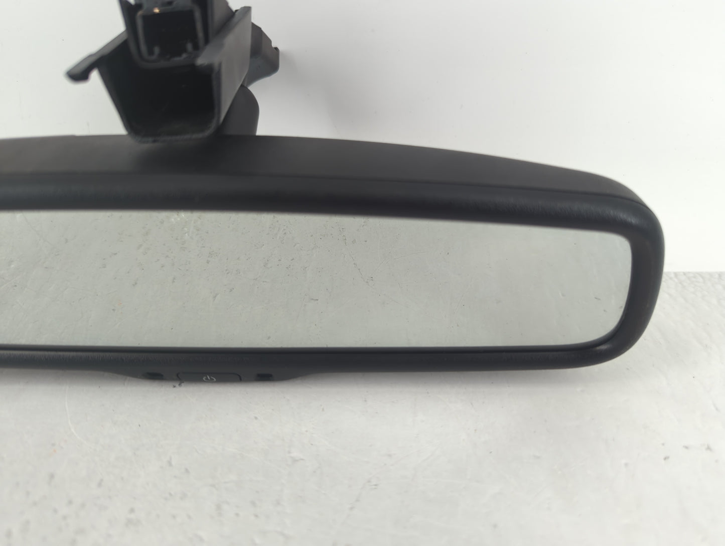 2011-2020 Kia Sorento Interior Rear View Mirror Replacement OEM P/N:E11 026004 Fits OEM Used Auto Parts - Oemusedautoparts1.