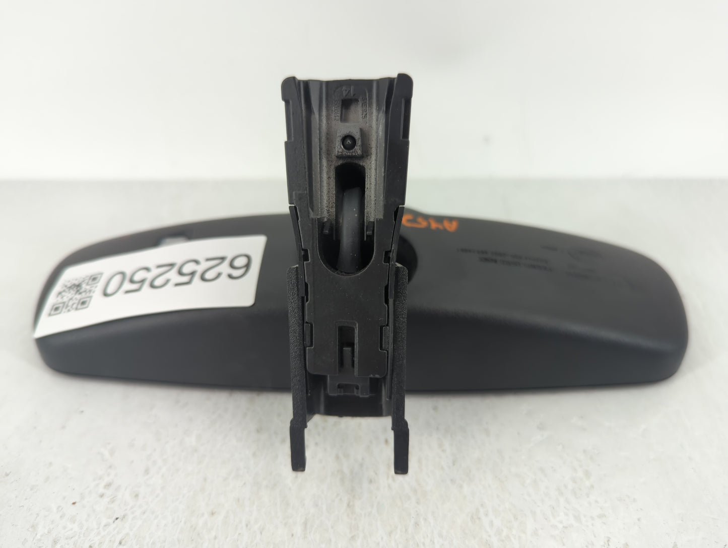 2011-2020 Kia Sorento Interior Rear View Mirror Replacement OEM P/N:E11 026004 Fits OEM Used Auto Parts - Oemusedautoparts1.