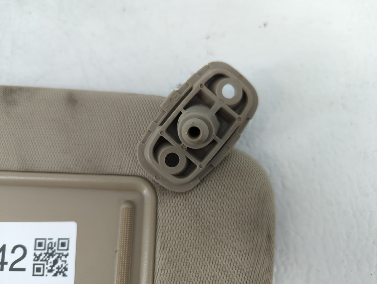 2011-2015 Kia Sorento Sun Visor Shade Replacement Passenger Right Mirror Fits Fits 2011 2012 2013 2014 2015 OEM Used Auto Pa