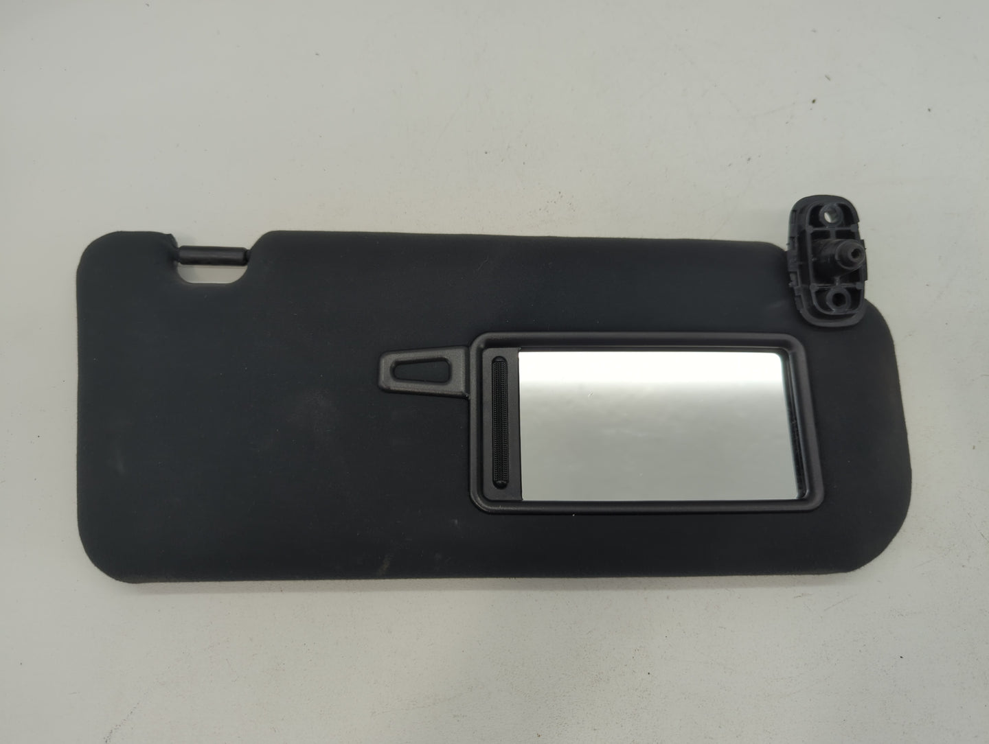 2011-2015 Kia Sorento Sun Visor Shade Replacement Passenger Right Mirror Fits Fits 2011 2012 2013 2014 2015 OEM Used Auto Pa