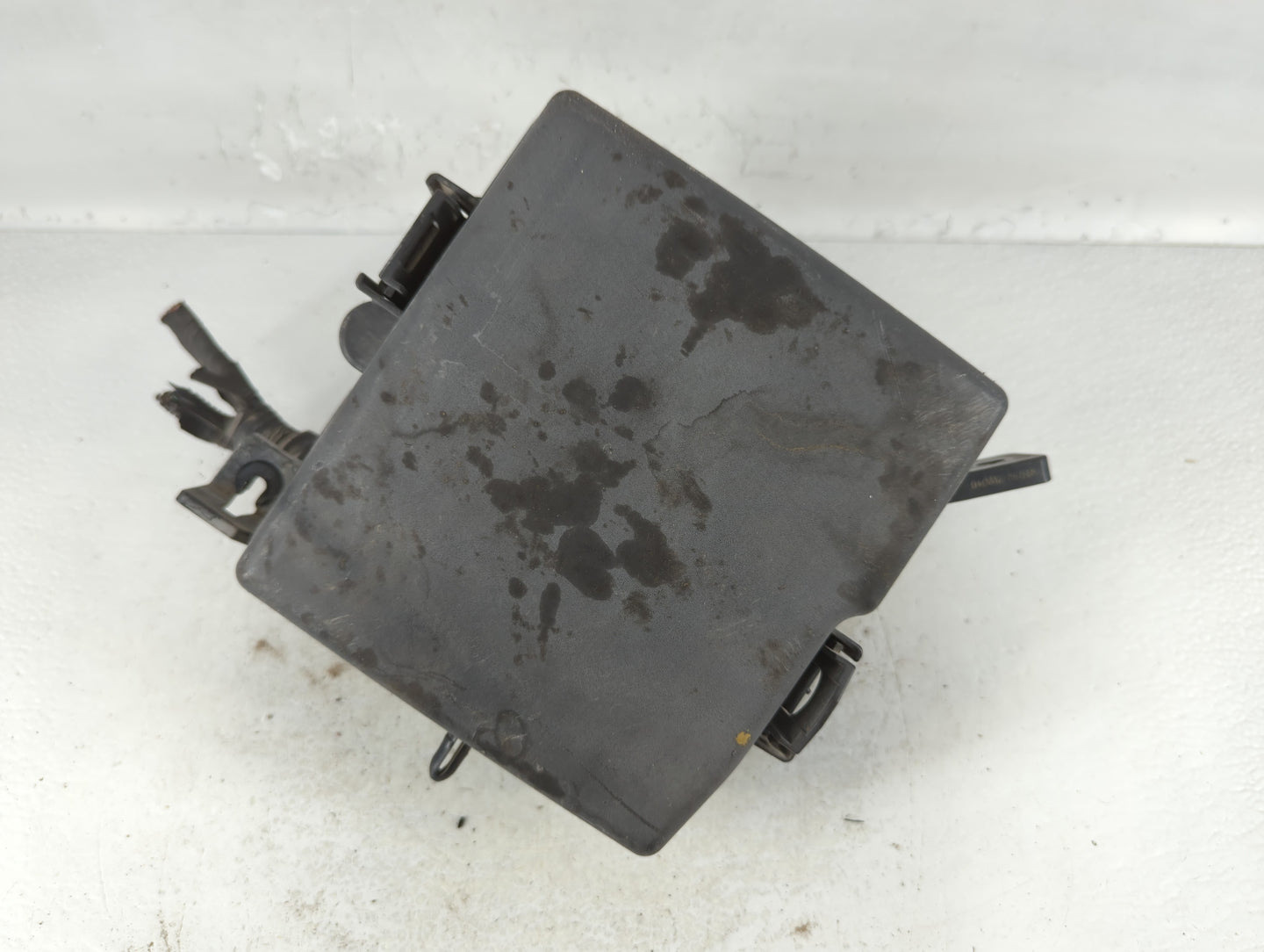 2014-2015 Kia Sorento Fusebox Fuse Box Panel Relay Module P/N:91941-2P520 Fits Fits 2014 2015 OEM Used Auto Parts - Oemuseda