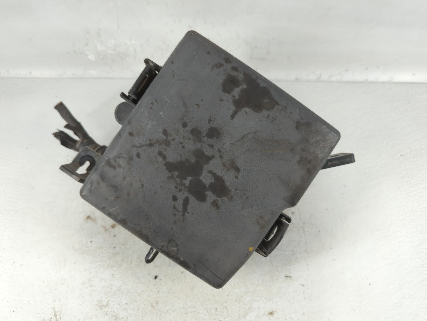 2014-2015 Kia Sorento Fusebox Fuse Box Panel Relay Module P/N:91941-2P520 Fits Fits 2014 2015 OEM Used Auto Parts - Oemuseda