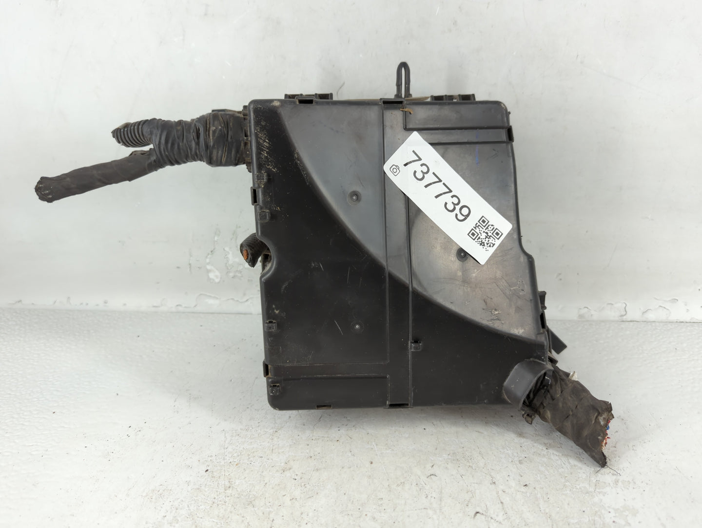 2014-2015 Kia Sorento Fusebox Fuse Box Panel Relay Module P/N:91941-2P520 Fits Fits 2014 2015 OEM Used Auto Parts - Oemuseda