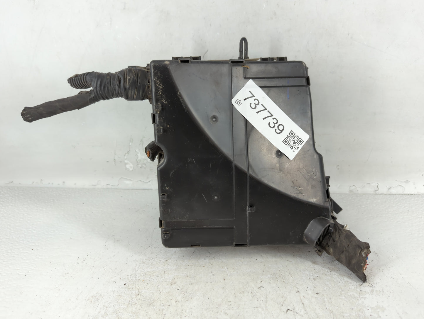 2014-2015 Kia Sorento Fusebox Fuse Box Panel Relay Module P/N:91941-2P520 Fits Fits 2014 2015 OEM Used Auto Parts - Oemuseda