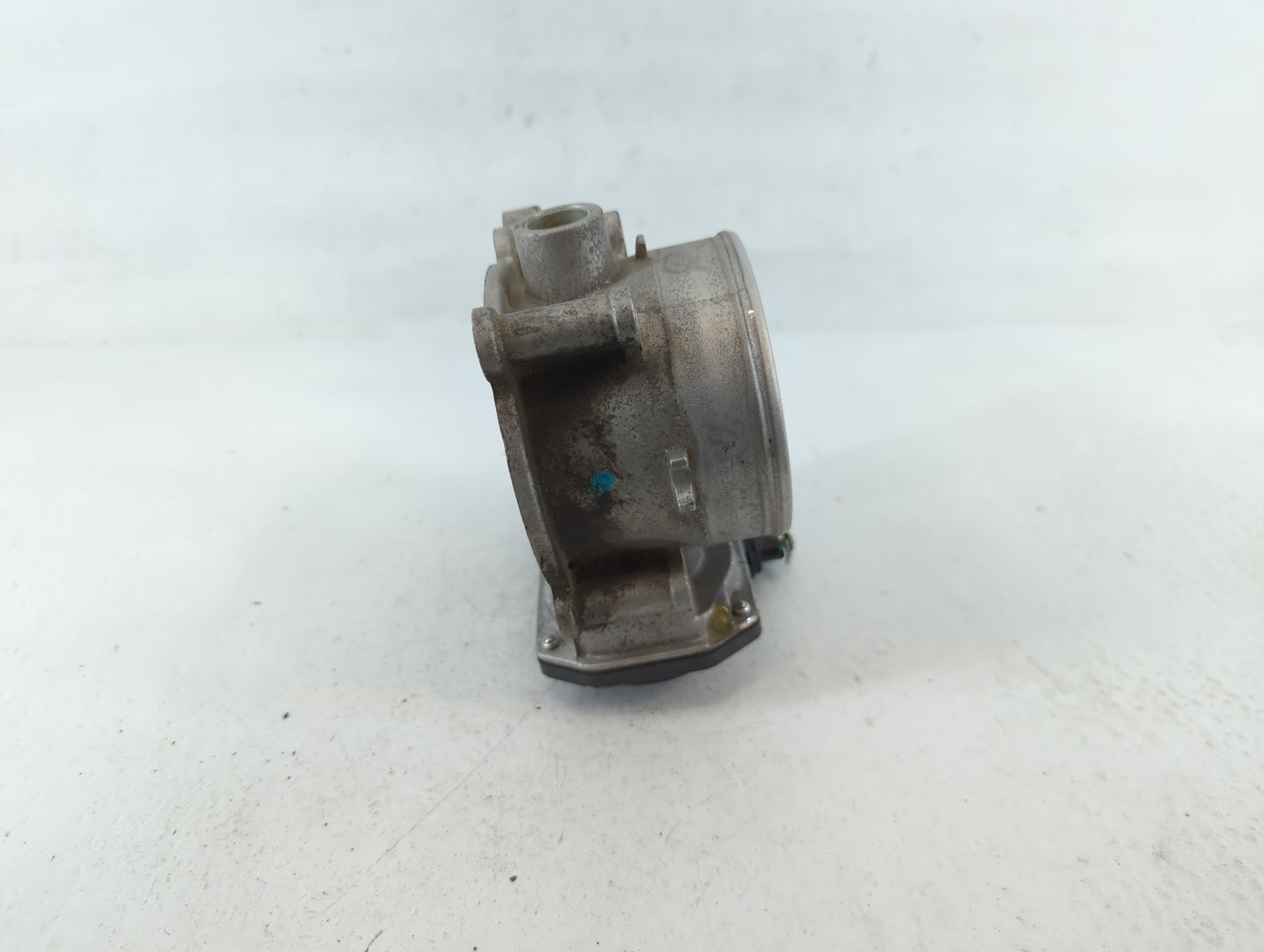 2014-2018 Kia Sorento Throttle Body P/N:35100-3CAA0 Fits Fits 2012 2013 2014 2015 2016 2017 2018 OEM Used Auto Parts - Oemus