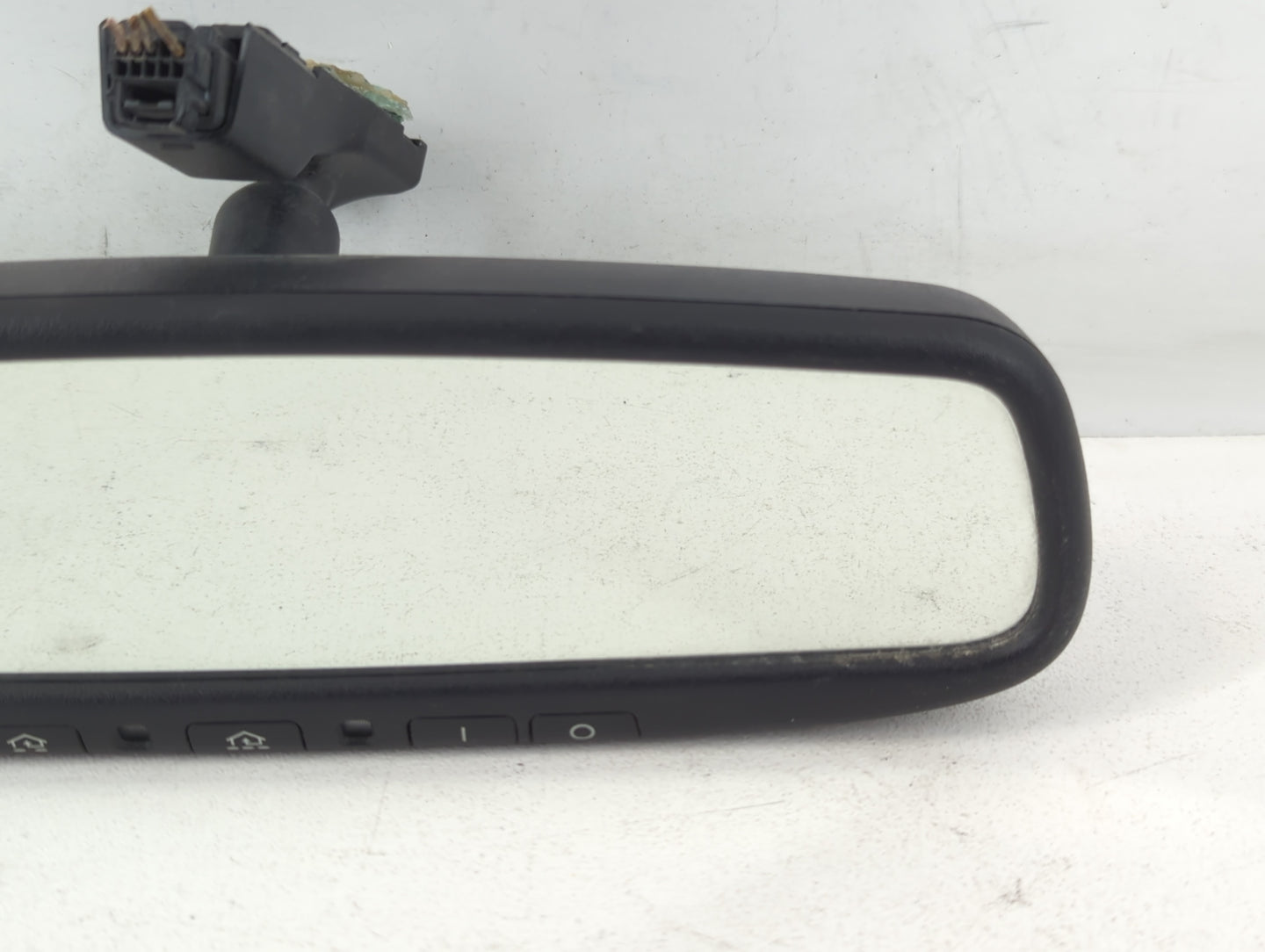 2011-2015 Kia Sorento Interior Rear View Mirror Replacement OEM P/N:E11026006 Fits OEM Used Auto Parts - Oemusedautoparts1.c