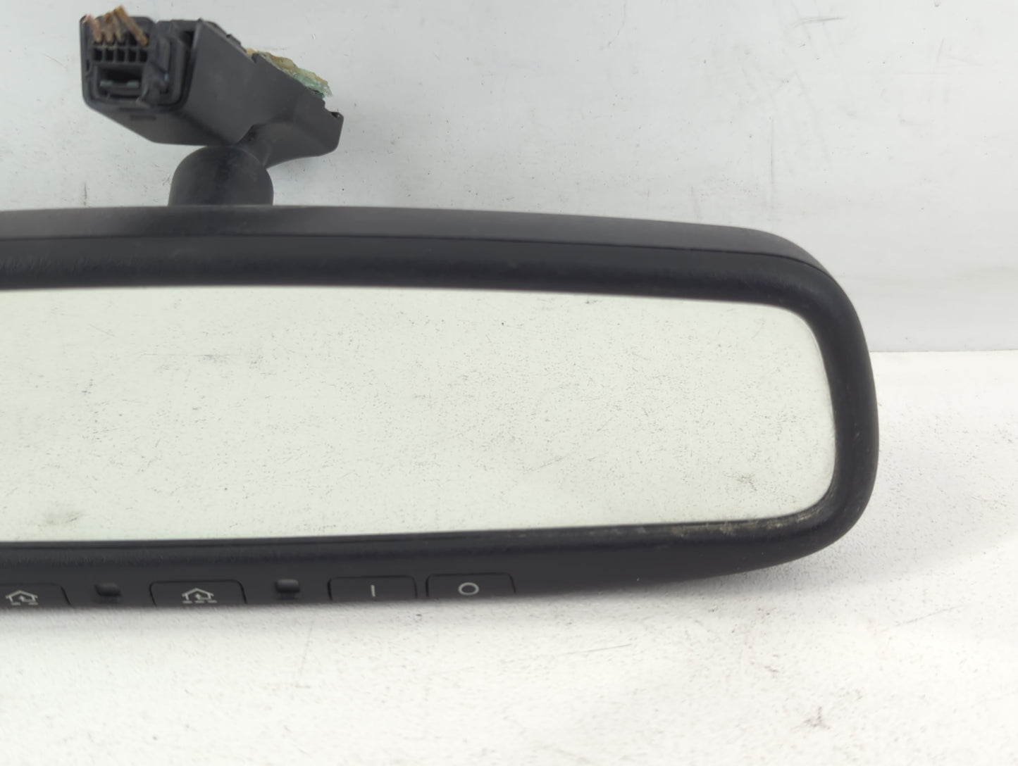 2011-2015 Kia Sorento Interior Rear View Mirror Replacement OEM P/N:E11026006 Fits OEM Used Auto Parts - Oemusedautoparts1.c