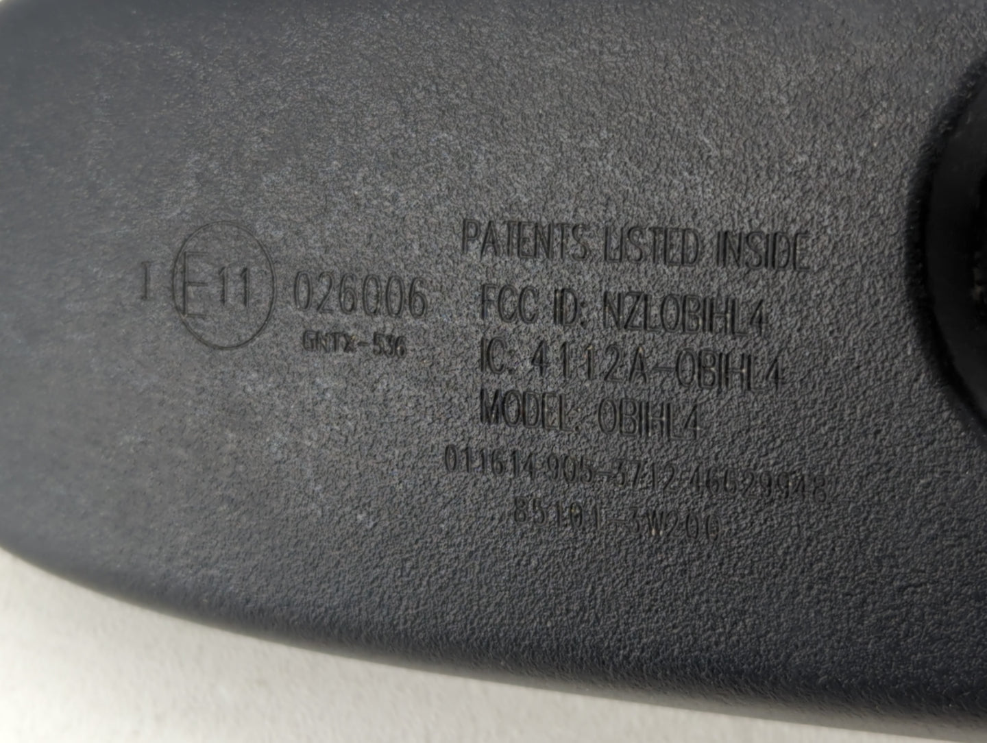2011-2015 Kia Sorento Interior Rear View Mirror Replacement OEM P/N:E11026006 Fits OEM Used Auto Parts - Oemusedautoparts1.c