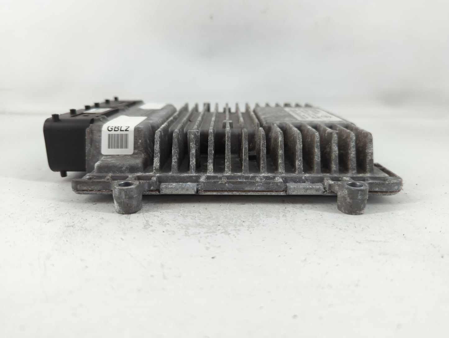 2014-2015 Kia Sorento PCM Engine Control Computer ECU ECM PCU OEM P/N:39113-2GBL2 39103-2GBL02 Fits Fits 2014 2015 OEM Used 