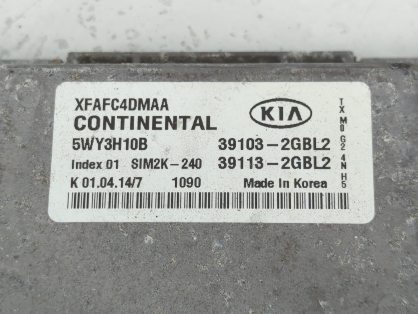 2014-2015 Kia Sorento PCM Engine Control Computer ECU ECM PCU OEM P/N:39113-2GBL2 39103-2GBL02 Fits Fits 2014 2015 OEM Used 