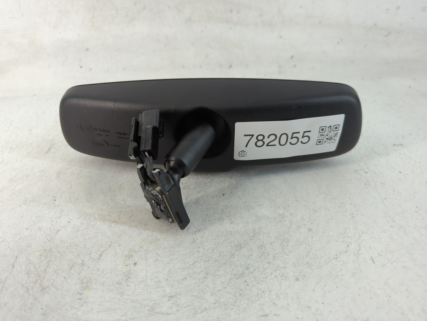 2011-2020 Kia Sorento Interior Rear View Mirror Replacement OEM P/N:E11026004 Fits OEM Used Auto Parts - Oemusedautoparts1.c
