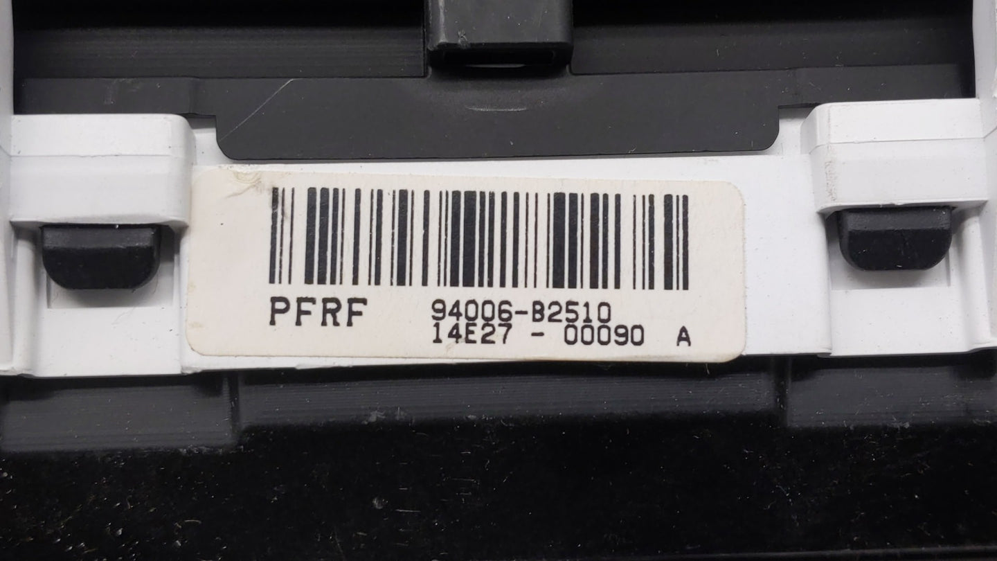 2014-2015 Kia Soul Instrument Cluster Speedometer Gauges P/N:94006-B2510 Fits Fits 2014 2015 OEM Used Auto Parts - Oemusedau