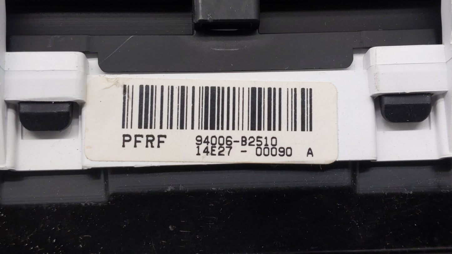 2014-2015 Kia Soul Instrument Cluster Speedometer Gauges P/N:94006-B2510 Fits Fits 2014 2015 OEM Used Auto Parts - Oemusedau