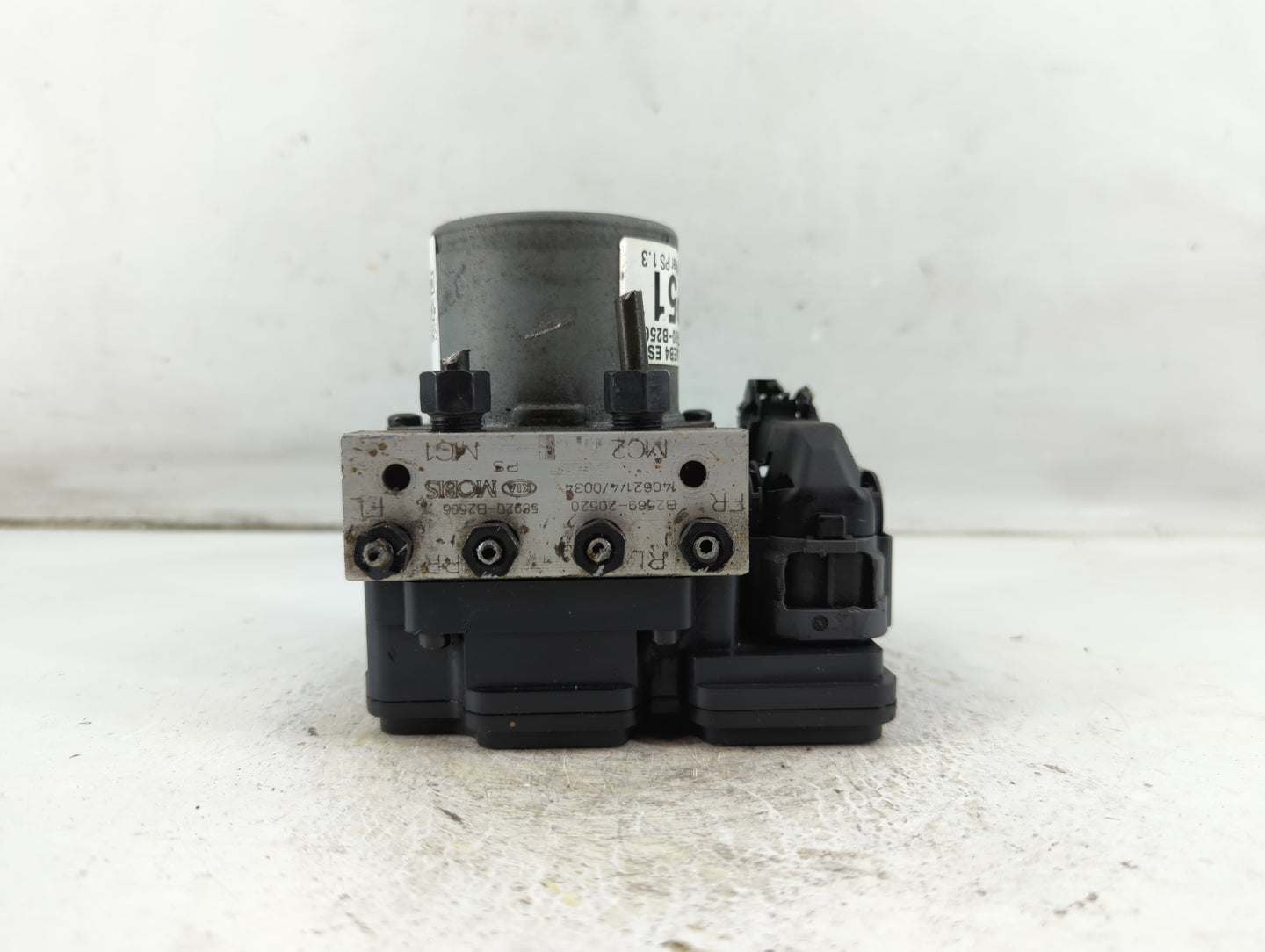 2014-2015 Kia Soul ABS Pump Control Module Replacement P/N:58900-B2506 Fits Fits 2014 2015 OEM Used Auto Parts - Oemusedauto