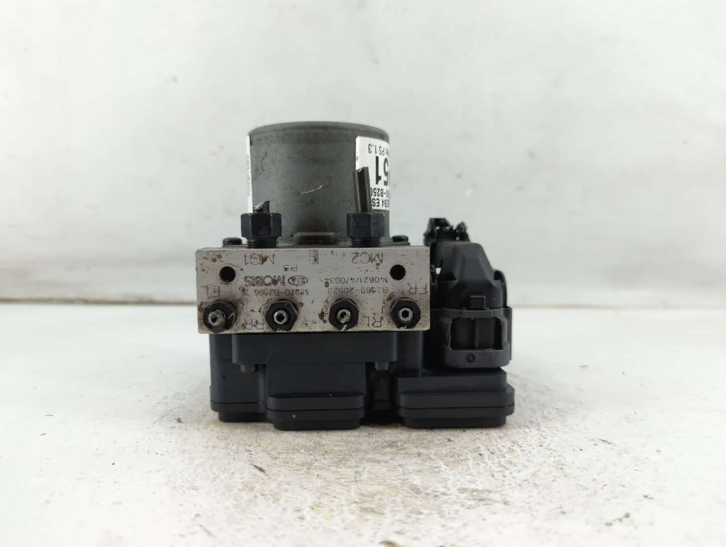 2014-2015 Kia Soul ABS Pump Control Module Replacement P/N:58900-B2506 Fits Fits 2014 2015 OEM Used Auto Parts - Oemusedauto