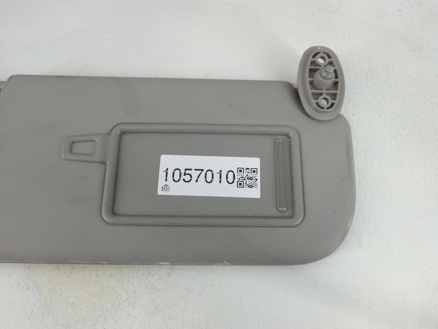 2014-2019 Kia Soul Sun Visor Shade Replacement Passenger Right Mirror Fits Fits 2014 2015 2016 2017 2018 2019 OEM Used Auto 