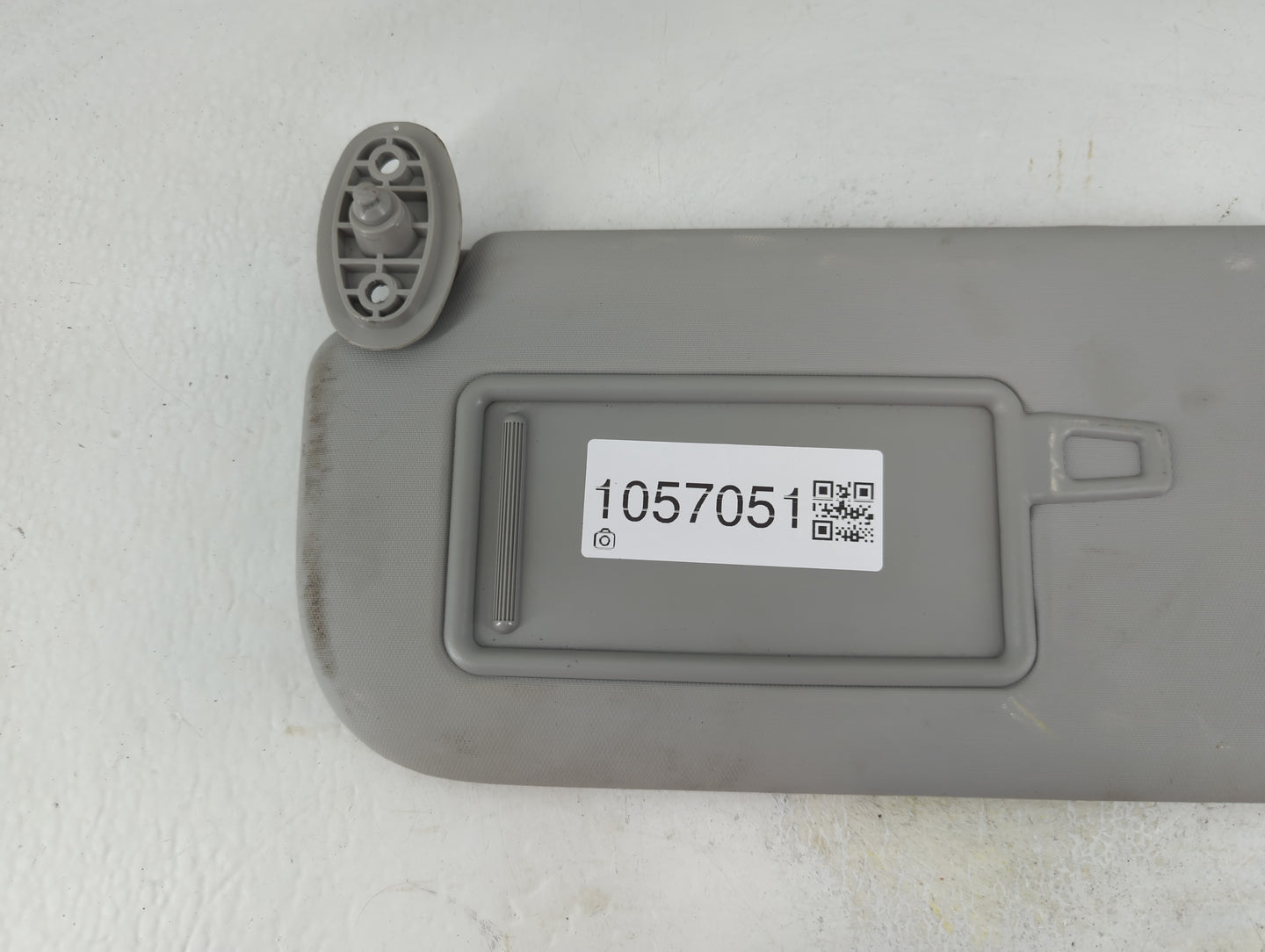 2014-2019 Kia Soul Sun Visor Shade Replacement Driver Left Mirror Fits Fits 2014 2015 2016 2017 2018 2019 OEM Used Auto Part