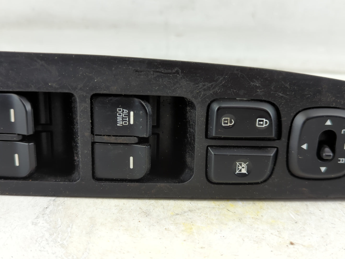 2014-2016 Kia Soul Master Power Window Switch Replacement Driver Side Left P/N:299130675 Fits Fits 2014 2015 2016 OEM Used A