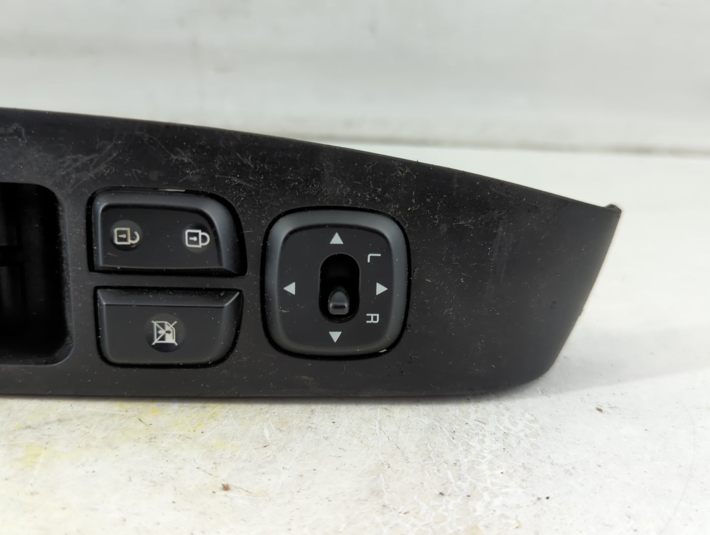 2014-2016 Kia Soul Master Power Window Switch Replacement Driver Side Left P/N:299130675 Fits Fits 2014 2015 2016 OEM Used A