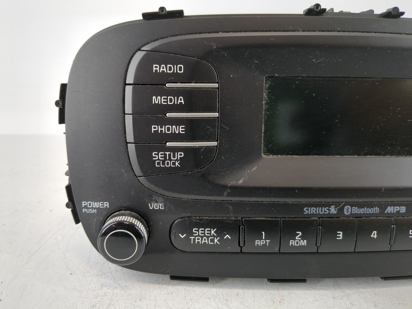 2014-2016 Kia Soul Radio AM FM Cd Player Receiver Replacement P/N:96170B2090CA Fits Fits 2014 2015 2016 OEM Used Auto Parts 