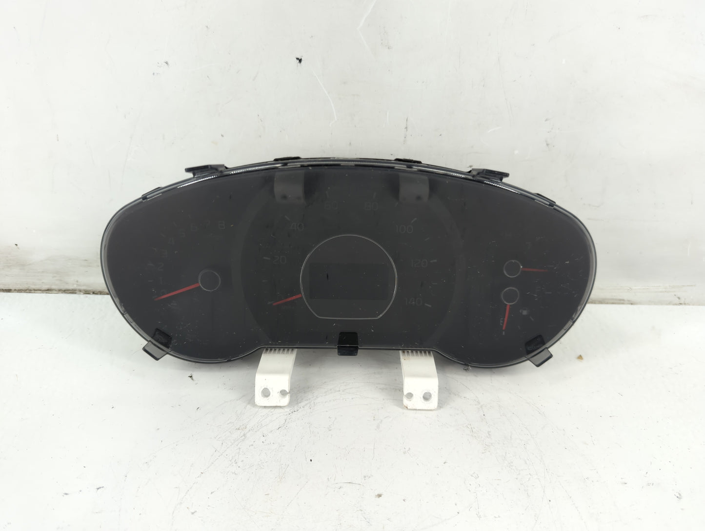 2014-2015 Kia Soul Instrument Cluster Speedometer Gauges P/N:94006-B2510 Fits Fits 2014 2015 OEM Used Auto Parts - Oemusedau