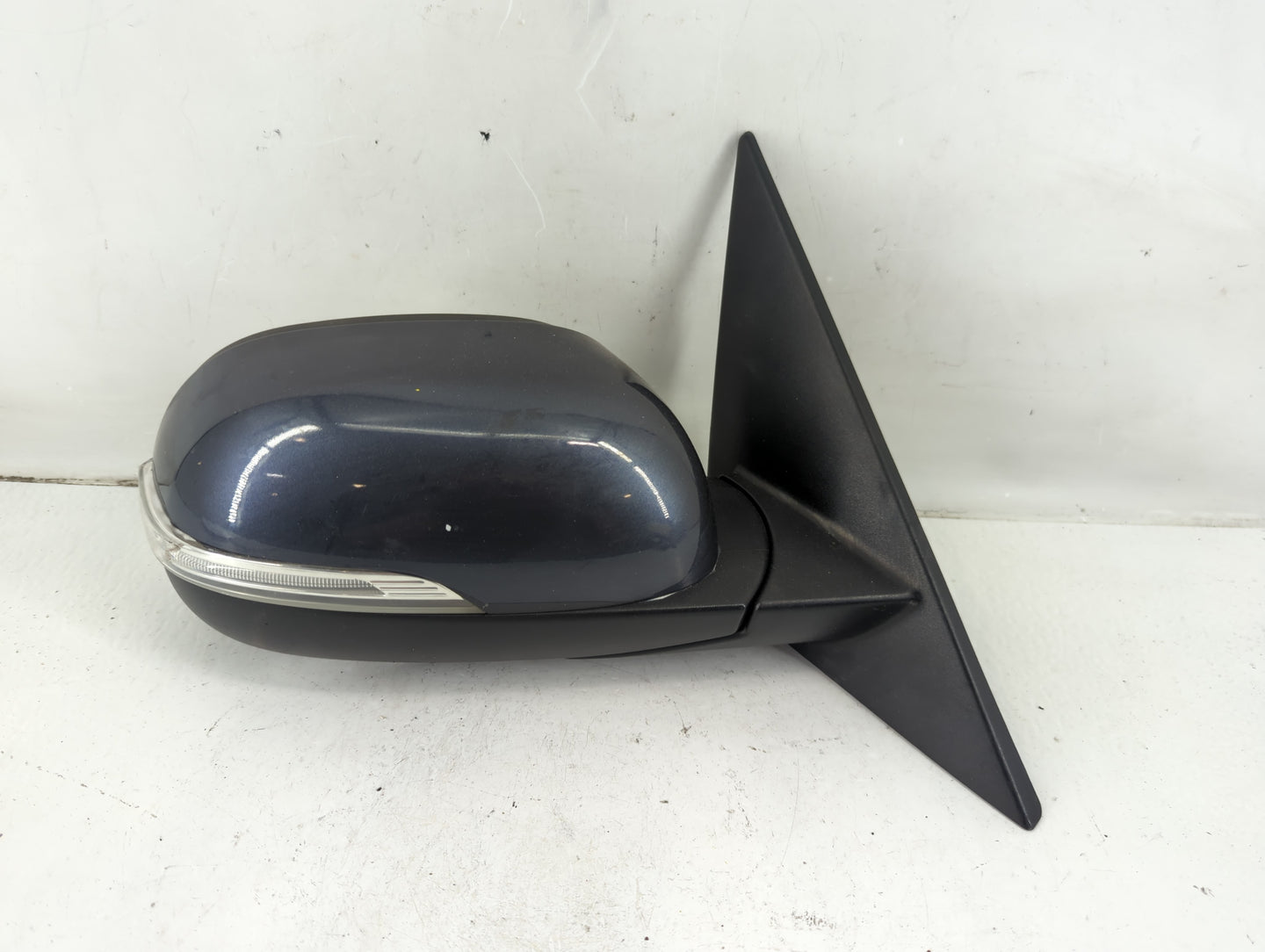 2014-2016 Kia Soul Passenger Side View Mirror - Right Door Mirror OEM Used - Oemusedautoparts1.com