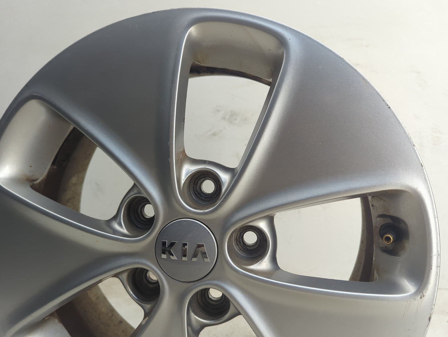 2014-2015 Kia Soul Oem Wheel Rim - Oemusedautoparts1.com