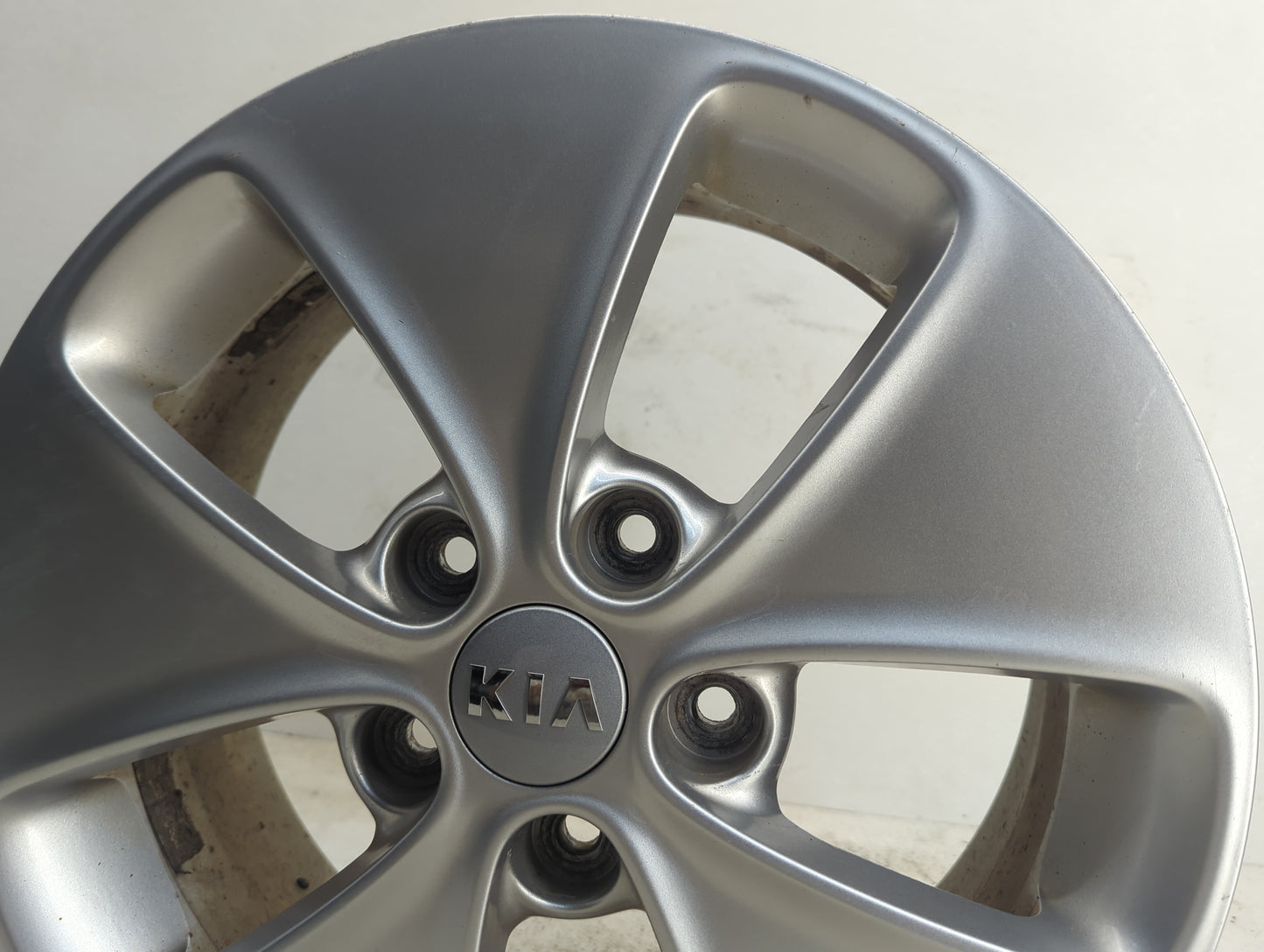 2014-2015 Kia Soul Oem Wheel Rim - Oemusedautoparts1.com