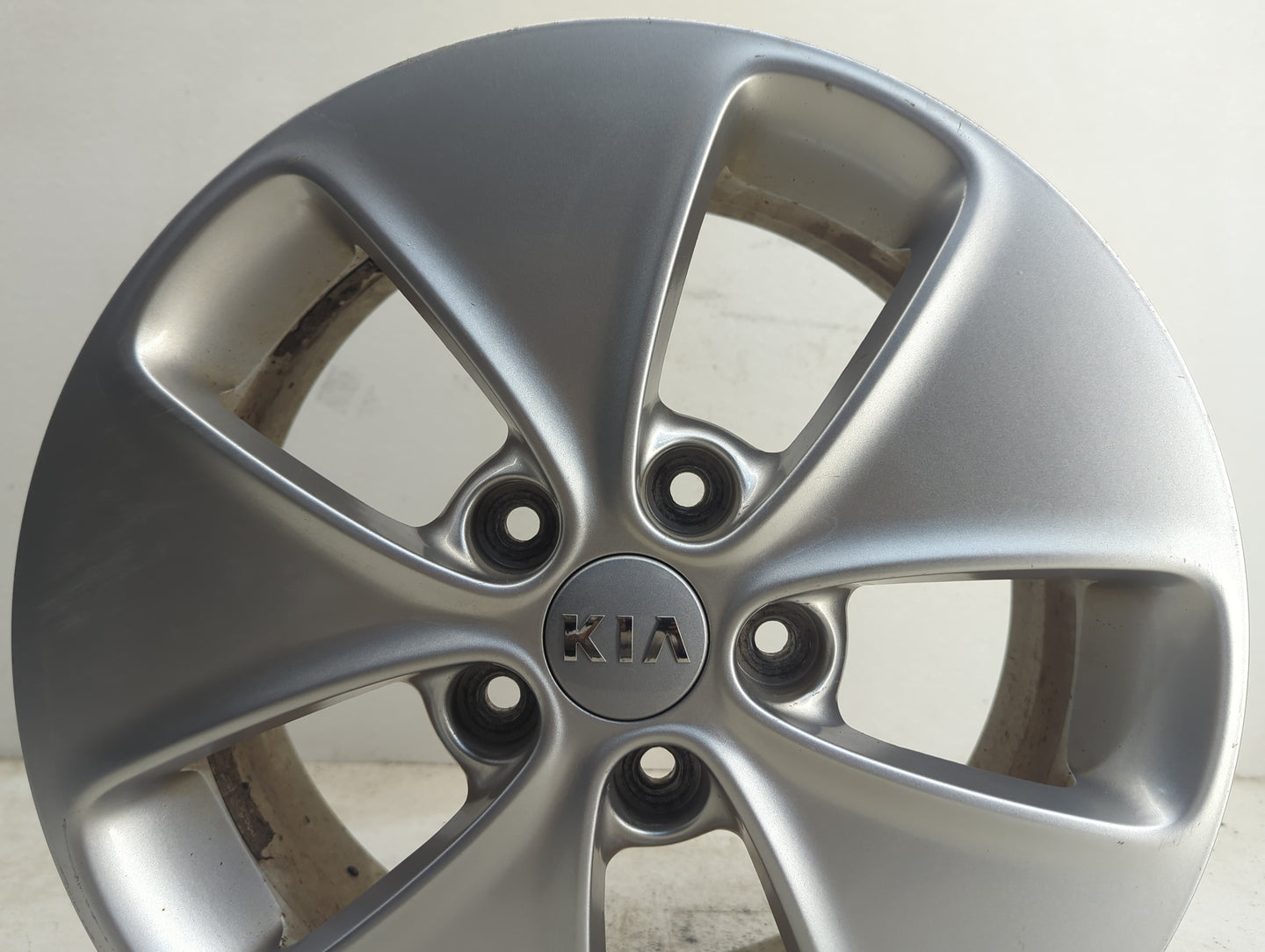 2014-2015 Kia Soul Oem Wheel Rim - Oemusedautoparts1.com