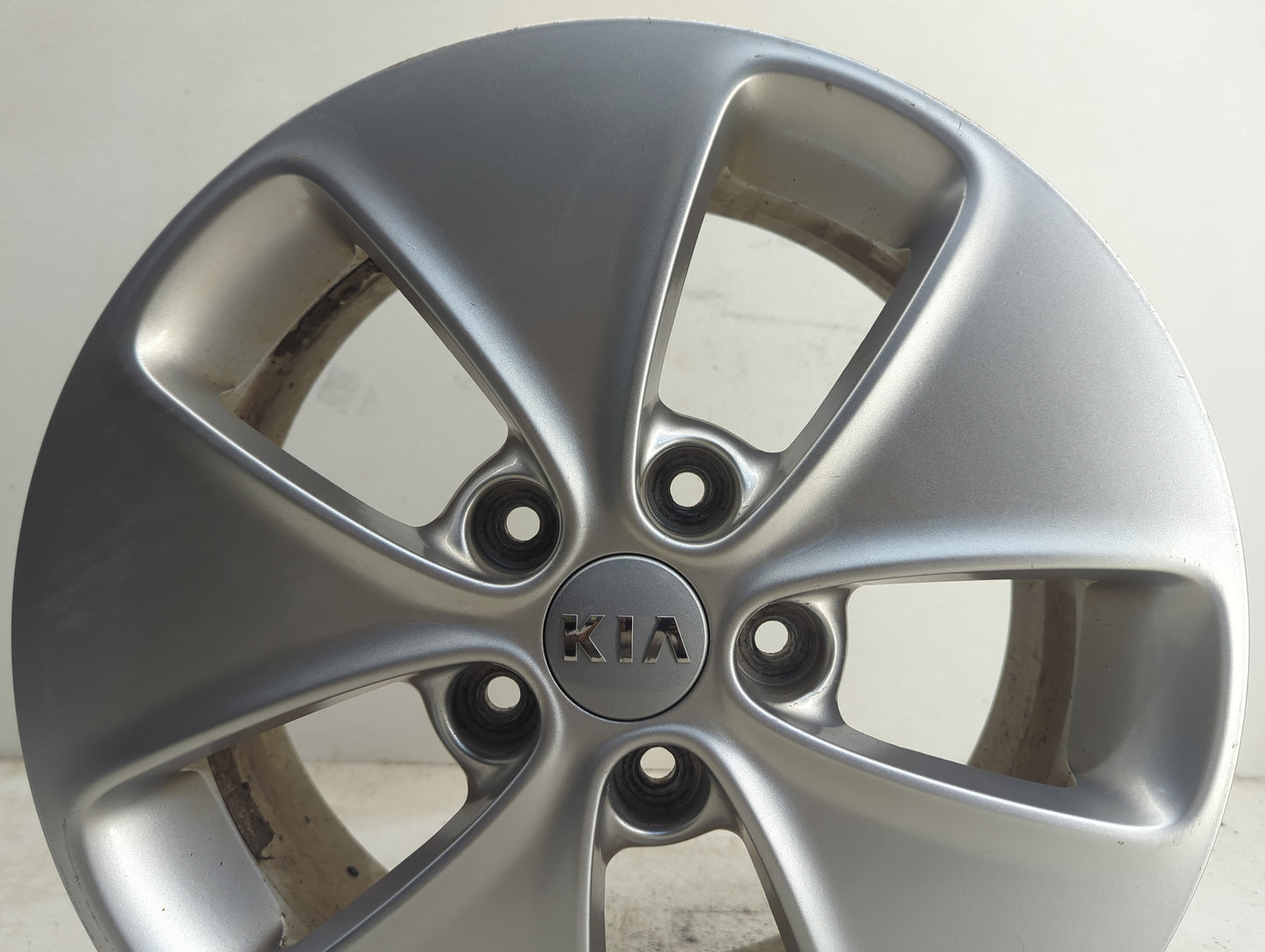2014-2015 Kia Soul Oem Wheel Rim - Oemusedautoparts1.com