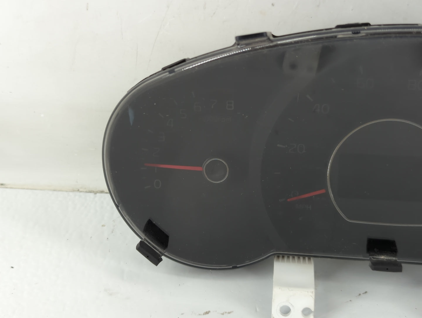2014-2015 Kia Soul Instrument Cluster Speedometer Gauges Fits Fits 2014 2015 OEM Used Auto Parts - Oemusedautoparts1.com