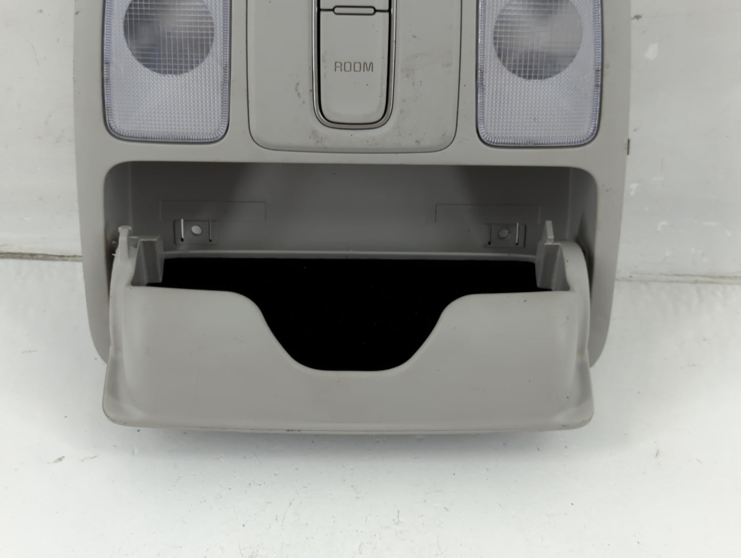 2014-2019 Kia Soul Overhead Roof Console 1118531 - Oemusedautoparts1.com