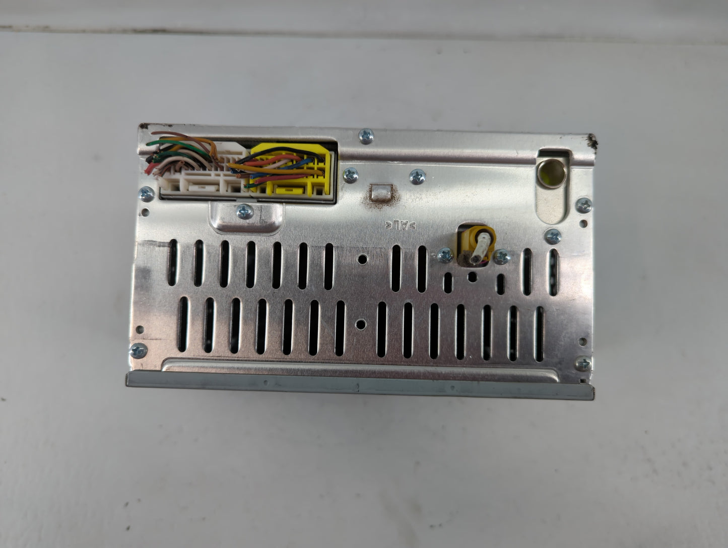 2014-2016 Kia Soul Radio AM FM Cd Player Receiver Replacement P/N:96170-B2090CA Fits Fits 2014 2015 2016 OEM Used Auto Parts