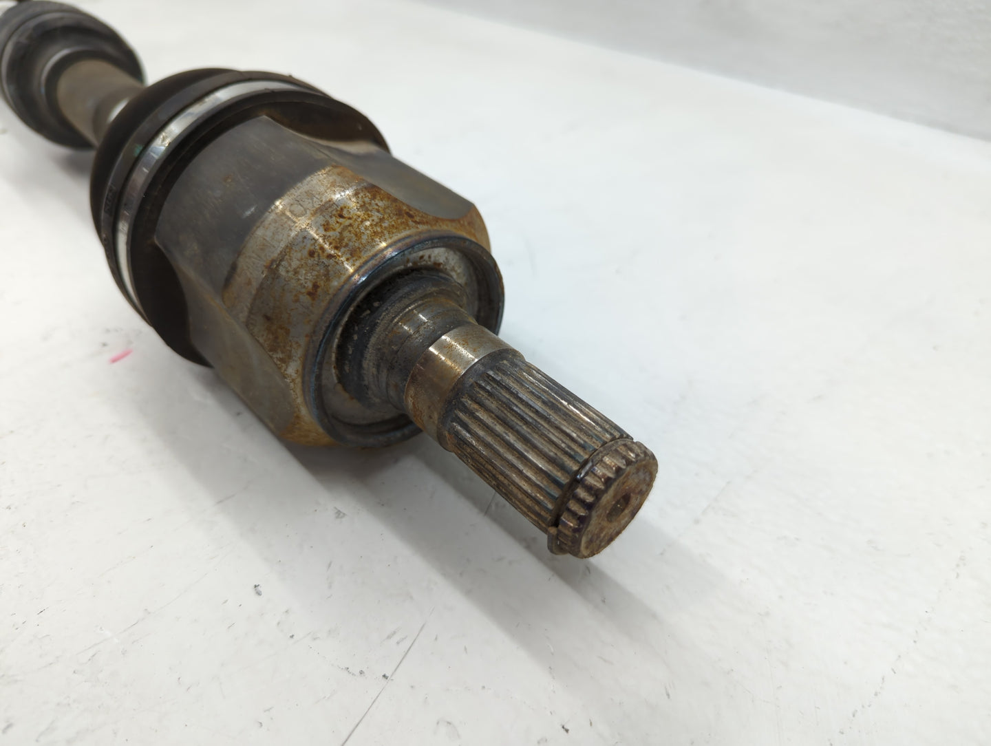 2014-2019 Kia Soul Axle Shaft Front Passenger Cv C/v - Oemusedautoparts1.com