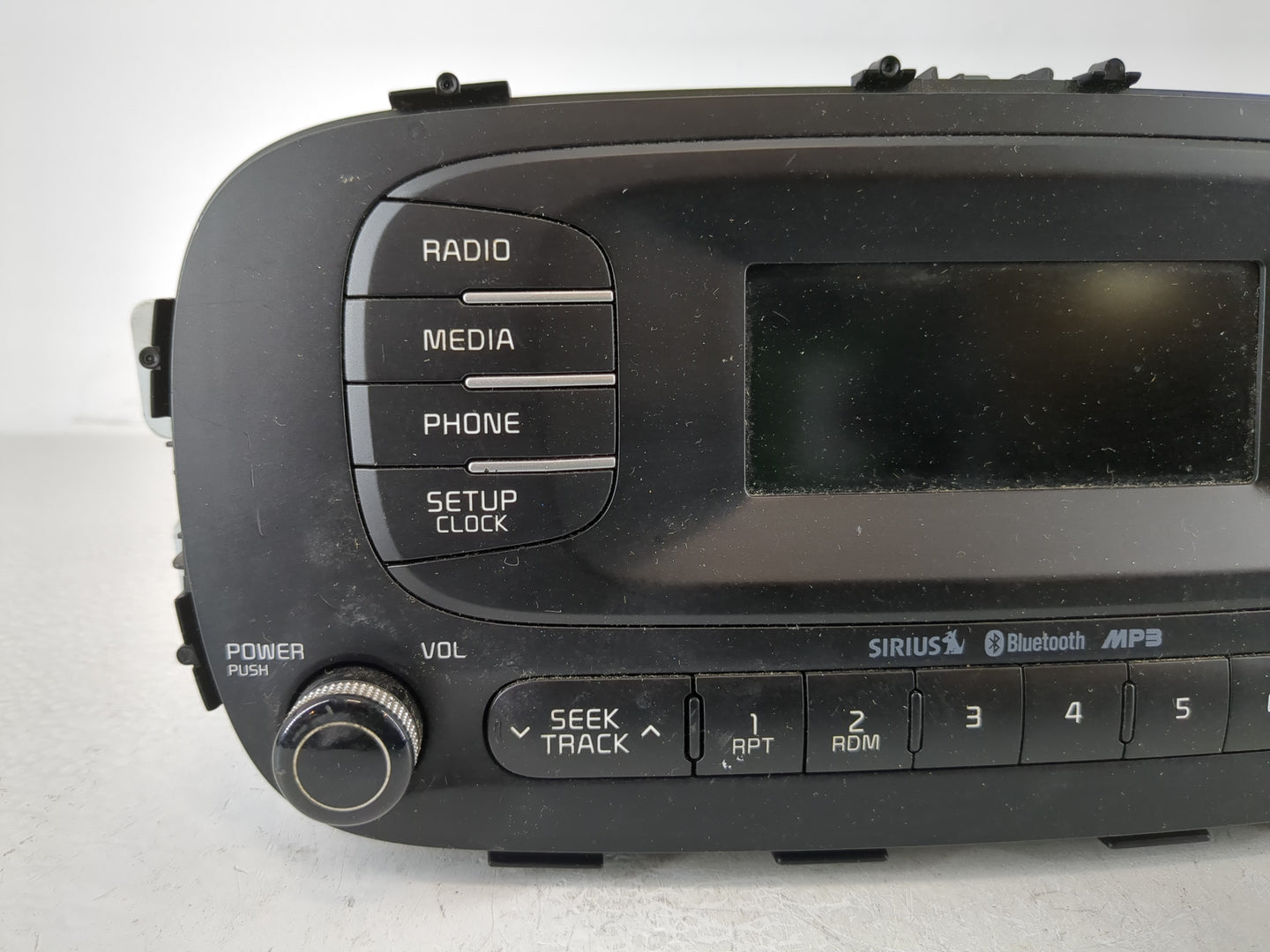 2014-2016 Kia Soul Radio AM FM Cd Player Receiver Replacement P/N:96170-B2090CA Fits Fits 2014 2015 2016 OEM Used Auto Parts