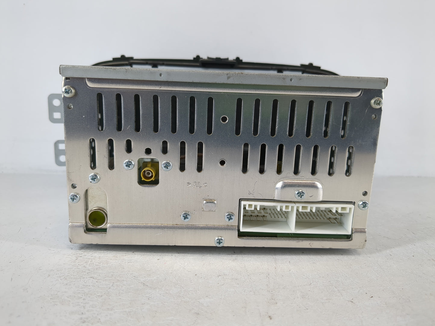 2014-2016 Kia Soul Radio AM FM Cd Player Receiver Replacement P/N:96170-B2090CA Fits Fits 2014 2015 2016 OEM Used Auto Parts